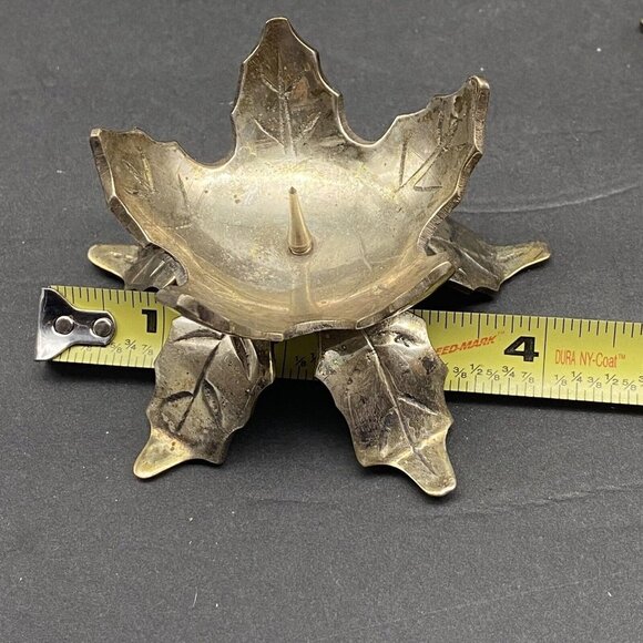 Vintage Silver Plate Brass Candlestick holders Leaf Poinsettia Set Of‎ 2 Floral - Picture 8 of 10